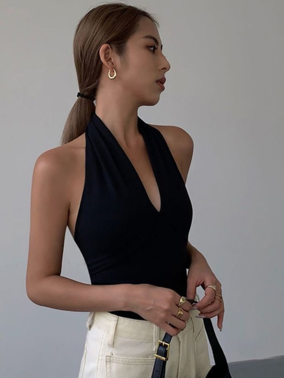 Advanced Sense Black V-neck Halterneck Vest - XNOIR